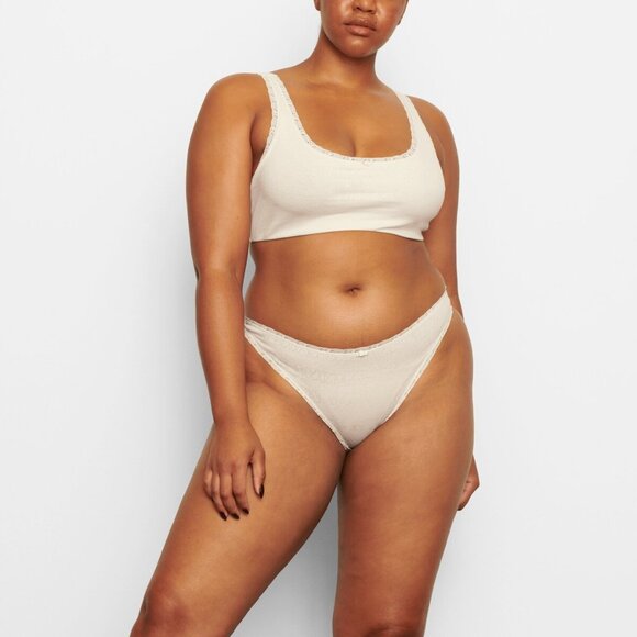 SKIMS Lace Pointelle Cheeky Brief Bone 3X‎ - Picture 2 of 12